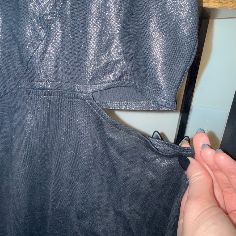 🟡🟡Leith Shimmer Cutout Dress - Picture 4 of 5